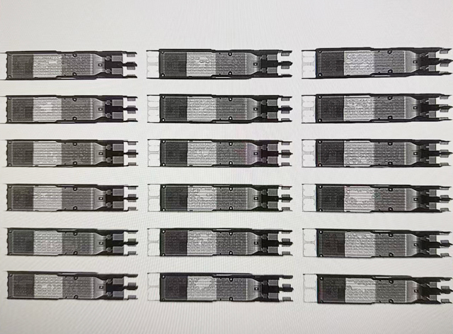 高密度光模块封装内部金线键合与芯片贴装X射线检测图谱